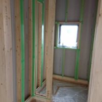 ウレタン断熱_吹付前養生